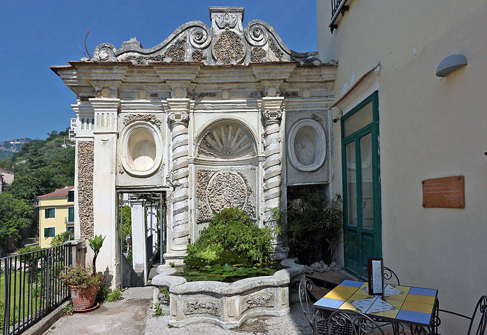 Conchiglia Fountain and terrace and herbal tea room. Palazzo Capasso.